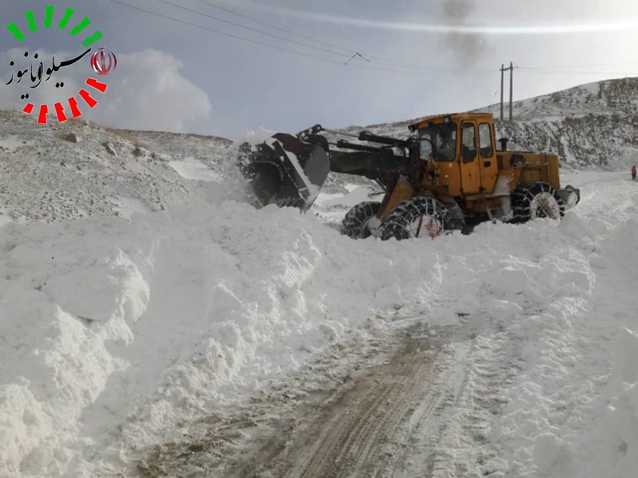 اختصاصی  مسیر گشایی جاده ارومیه – بخش سیلوانا و میزان بارش برف