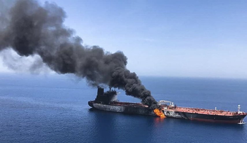 فرید قاسمی/پیام انفجار امروز کشتی اسرائیلی در خلیج عمان 