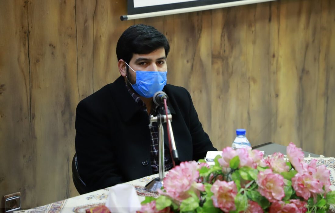 معاون سینمایی حوزه هنری در جمع فیلمسازان ارومیه؛ حوزه هنری به دنبال استعدادها و توانمندی های تولید در استان ها است
