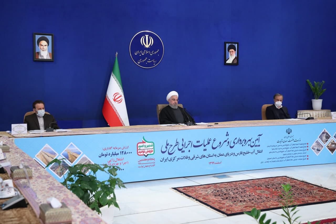 روحانی: باید در توسعه شرق و غرب کشور توازن ایجاد کنیم