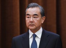 وزیر خارجه چین در مسیر ایران؛ پکن به دنبال جبهه متحد علیه تحریم‌های غرب