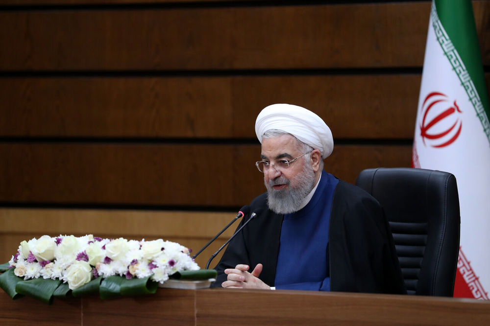 روحانی :بیانات رهبر انقلاب بهانه را از کشورهای ۱+۵ گرفته است