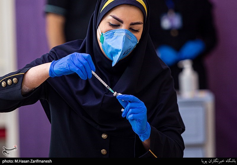 نخستین محموله واکسن کرونای ستاد اجرایی اردیبهشت در اختیار وزارت بهداشت قرار می‌گیرد