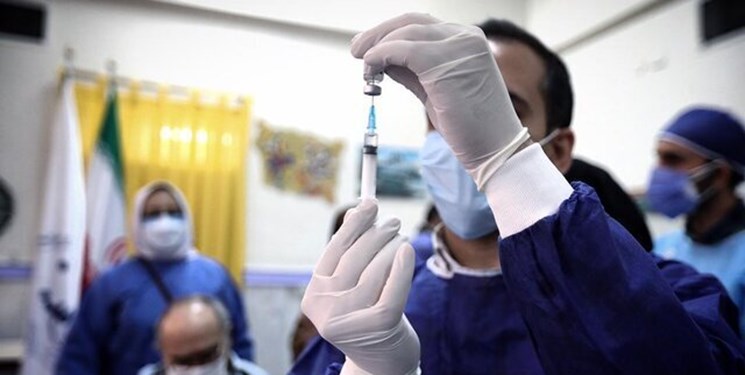 کاهش ۸۸ درصدی بستری بیماران با انجام واکسیناسیون/ گزارش وزارت بهداشت از عوارض و اثربخشی‌ واکسن‌ها