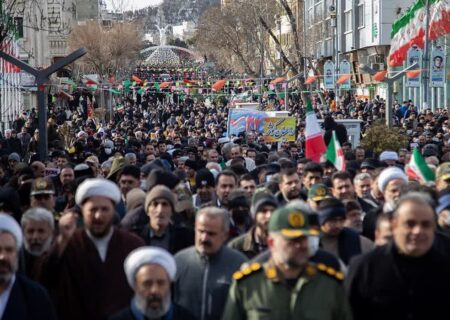 رکوردشکنی مردم در جشن انقلاب