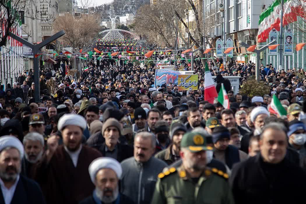 رکوردشکنی مردم در جشن انقلاب