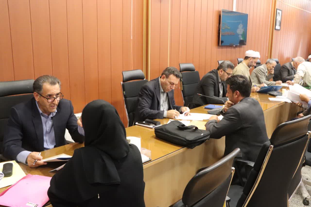 ملاقات مردمی رئیس کل دادگستری آذربایجان غربی و مدیران قضایی استان با بیش از ۱۳۰ نفر ازملاقات مردمی رئیس کل دادگستری آذربایجان غربی و مدیران قضایی استان با بیش از ۱۳۰ نفر از مراجعین به دادگستری استان