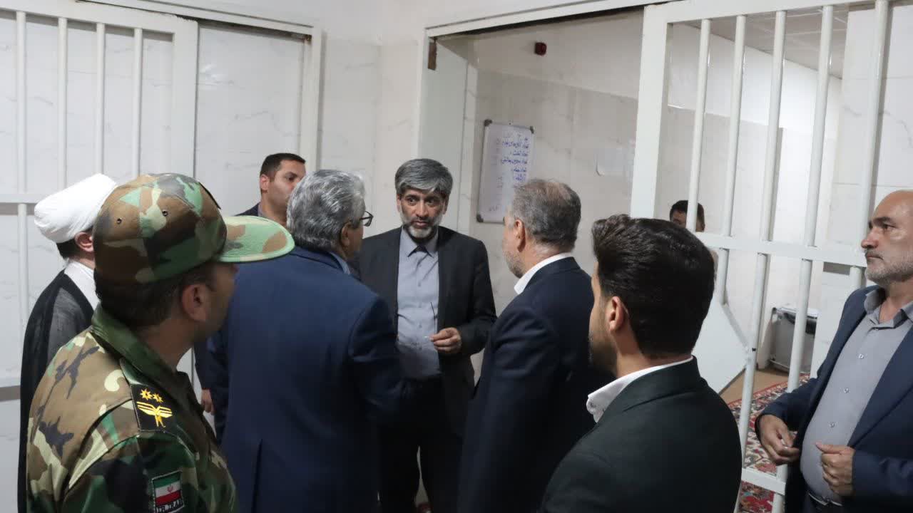 ازدید شامگاهی رئیس کل دادگستری آذربایجان غربی و دادستان مرکز استان در یک روز تعطیل از زندان نقده